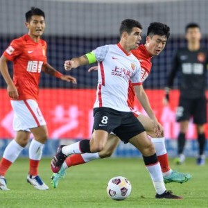 安卓APP-【中超】奥斯卡失良机 广州队0比0闷平上海海港